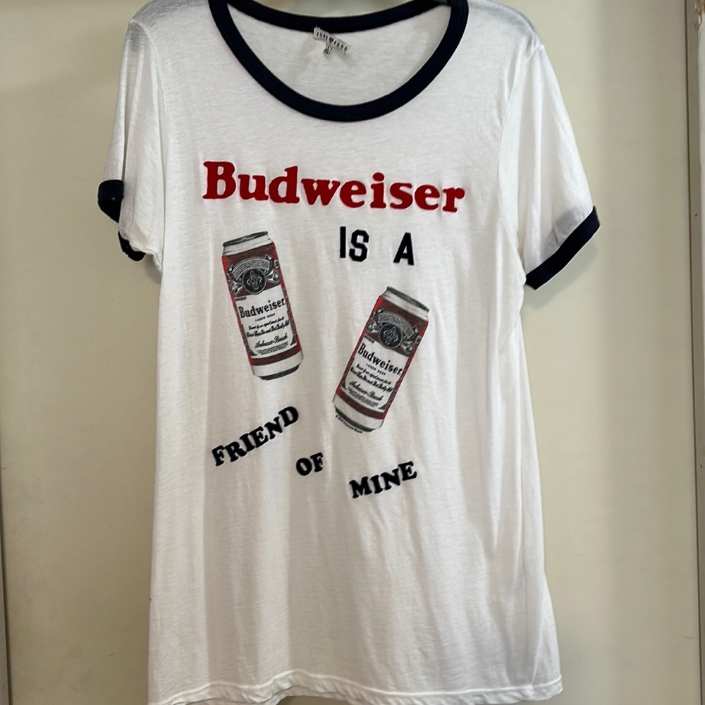 Junk food Budweiser top with velvet letters size L, like new